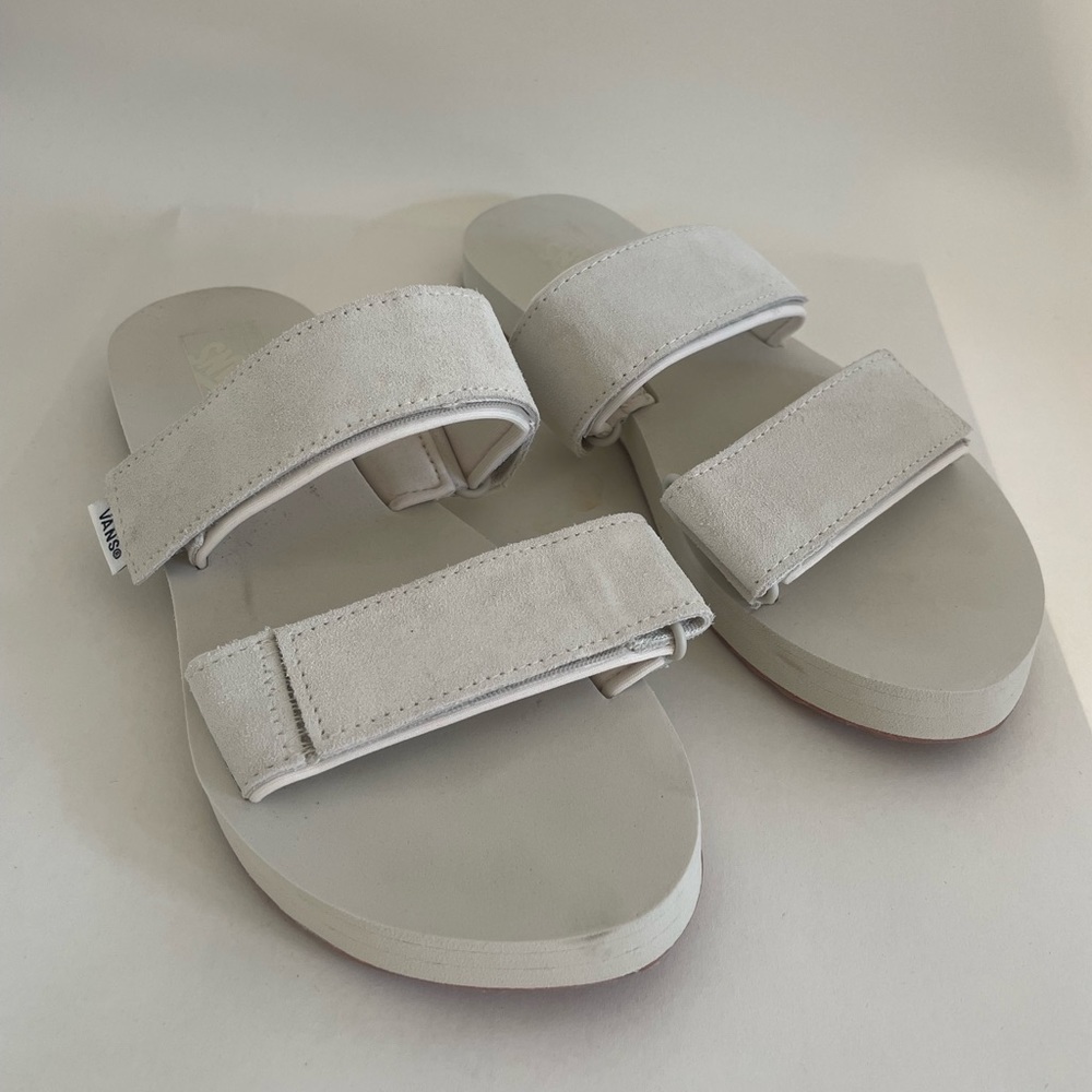 Vans Cream Dove Grey White Cayucas slide sandals womens 8